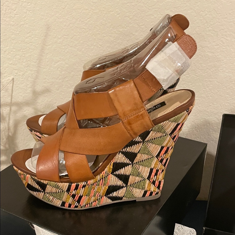 Shoemint Tan and Multicolor Wedge Sandals